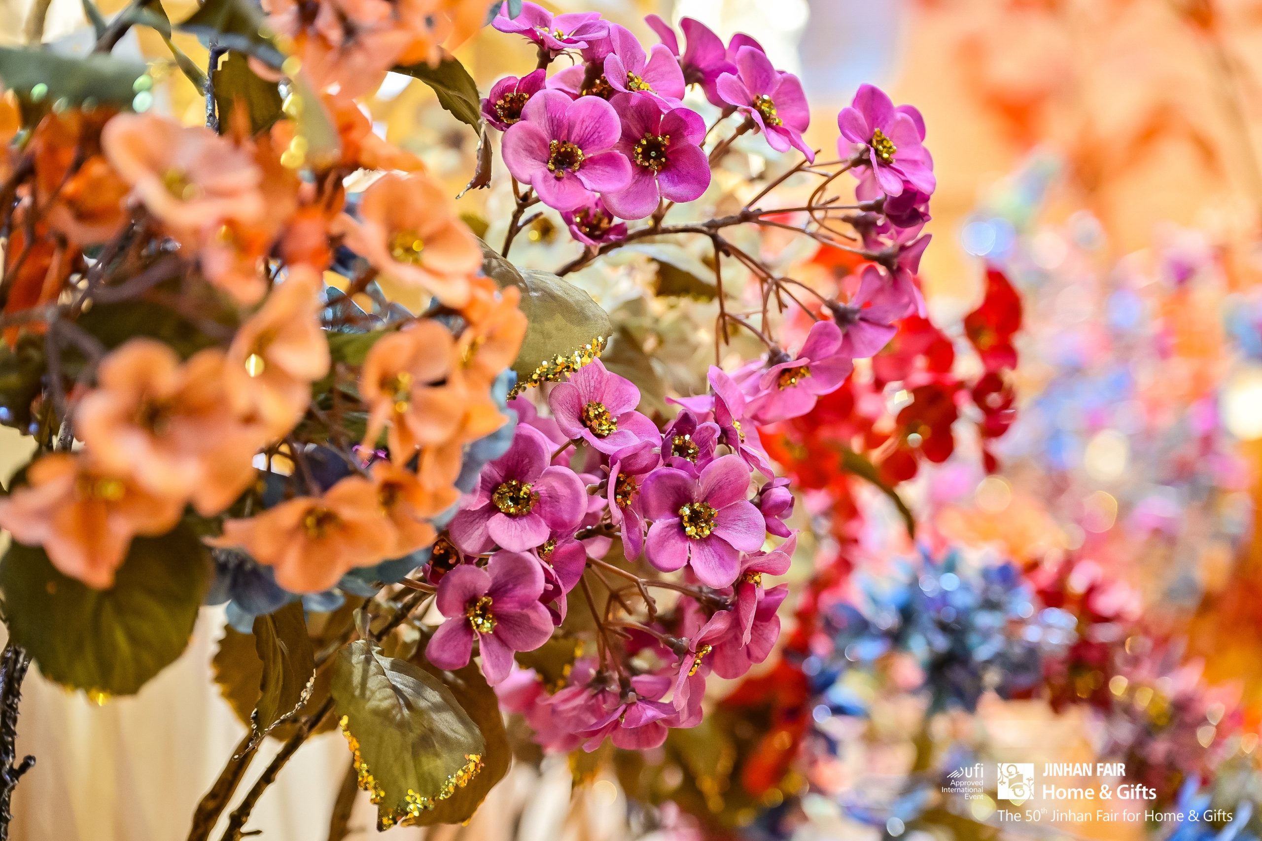 Unique Features of artificial tree supplier