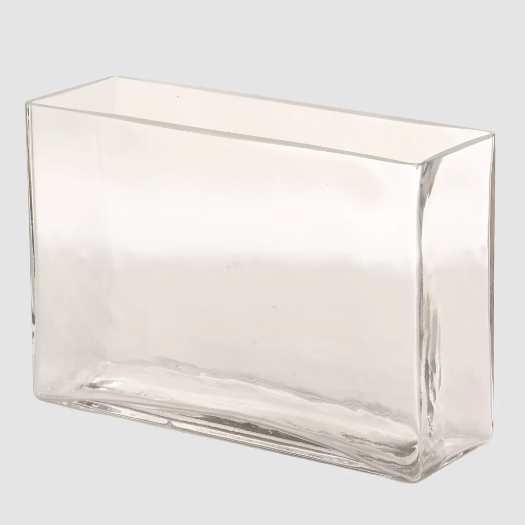 16cm Tall Rectangular Glass Vase 26STZ404063-1